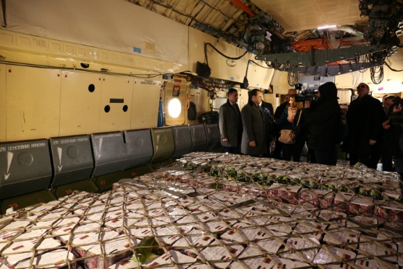 Armenian Defense Minister Vigen Sargsyan speaking to reporters ahead of delivery of humanitarian aid to Syria (Photo: Ministry of Defense of Armenia)