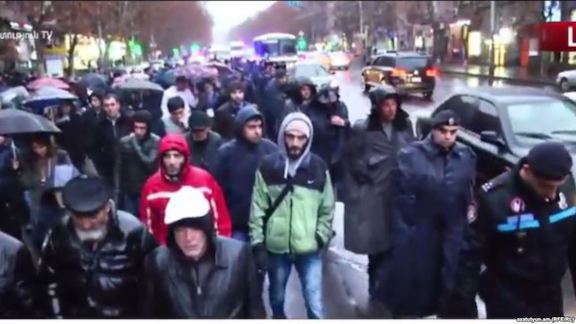 Protesters gather at Liberty Square for a memorial protest Thursday (Photo, Azatutyun.am screen capture)