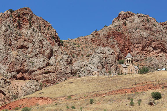 Noravank, near Areni (Photo: Hovsep Daghdigian)