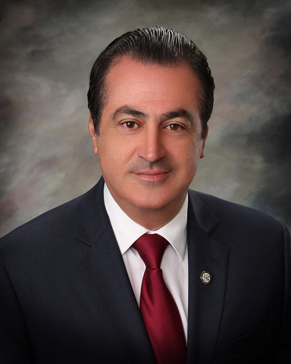 Vartan Gharpetian was unanimously elected mayor of Glendale in a May 1 vote by the city council (Photo: City of Glendale)