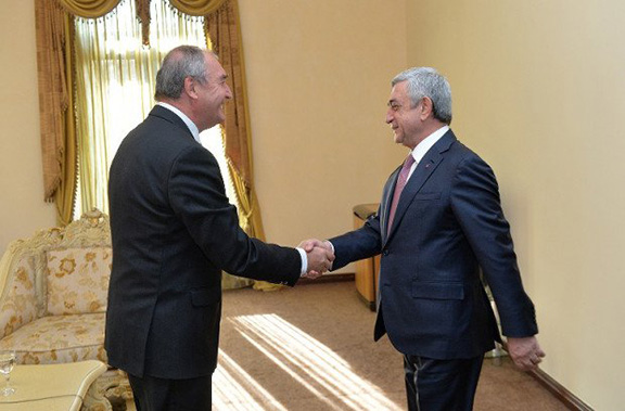Miroslav Lipar with President Sarkisian (Photo: Office of the President of Armenia)