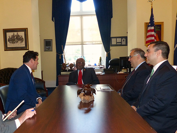 Dean Cain and the ANCA’s Aram Hamparian and Raffi Karakashian discussing the Genocide Prevention Resolution (H.Res.220) with Assistant Democratic Leader James Clyburn (D-SC).