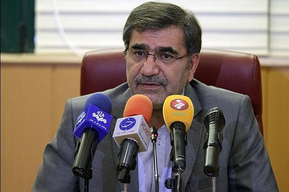 Chief Executive of the National Iranian Gas Company (NIGC) Hamid Reza Araghi speaking at a press conference.