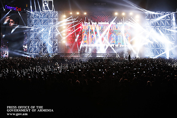 An concert billed as the fist-ever AI performance, kicked off Word Conference on Information Technologies in Yerevan