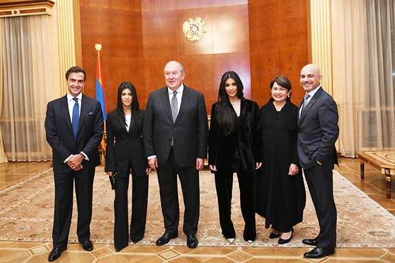 Kourtney and Kim Kardashian with President Armen Sarkissian and first lady, Nouneh