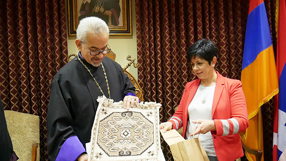 Narine Aghabalyan, Minister of Education, Science, and Sport, presented a hand-woven carpet to Prelate Mardirossian