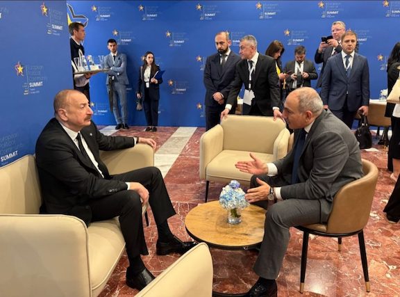 Pashinyan, Aliyev Meet in Albania
