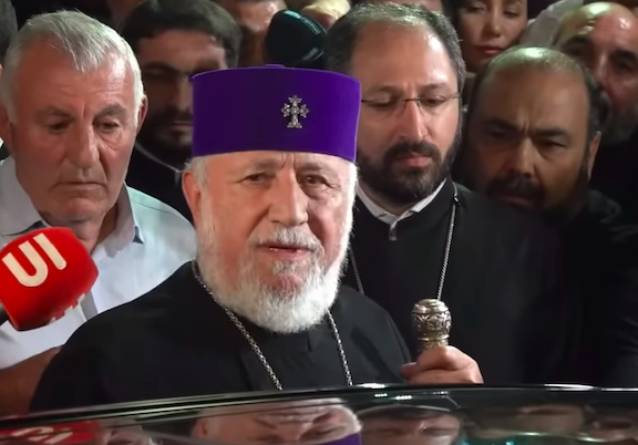 Yosh juftliklar rus uy qurilishi porno Qozoq ayollarining hol mushuklari