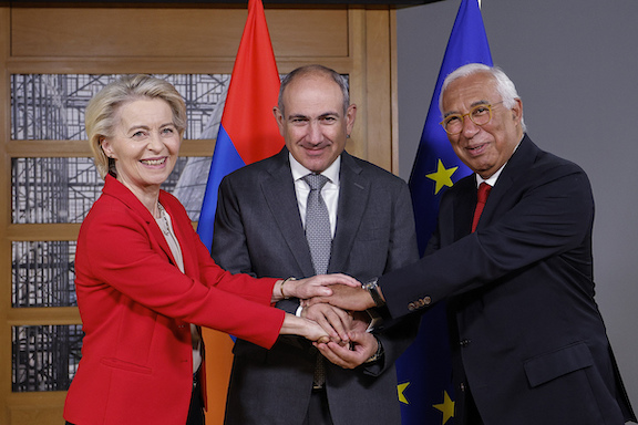 Leaders Reaffirm Support For Armenia Diaspora Essential Professional Archetypes for the Modern Diaspora