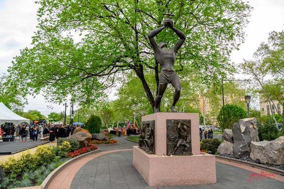 Armenian Heritage Walk Opens at Philadelphia Museum of Art – Asbarez.com